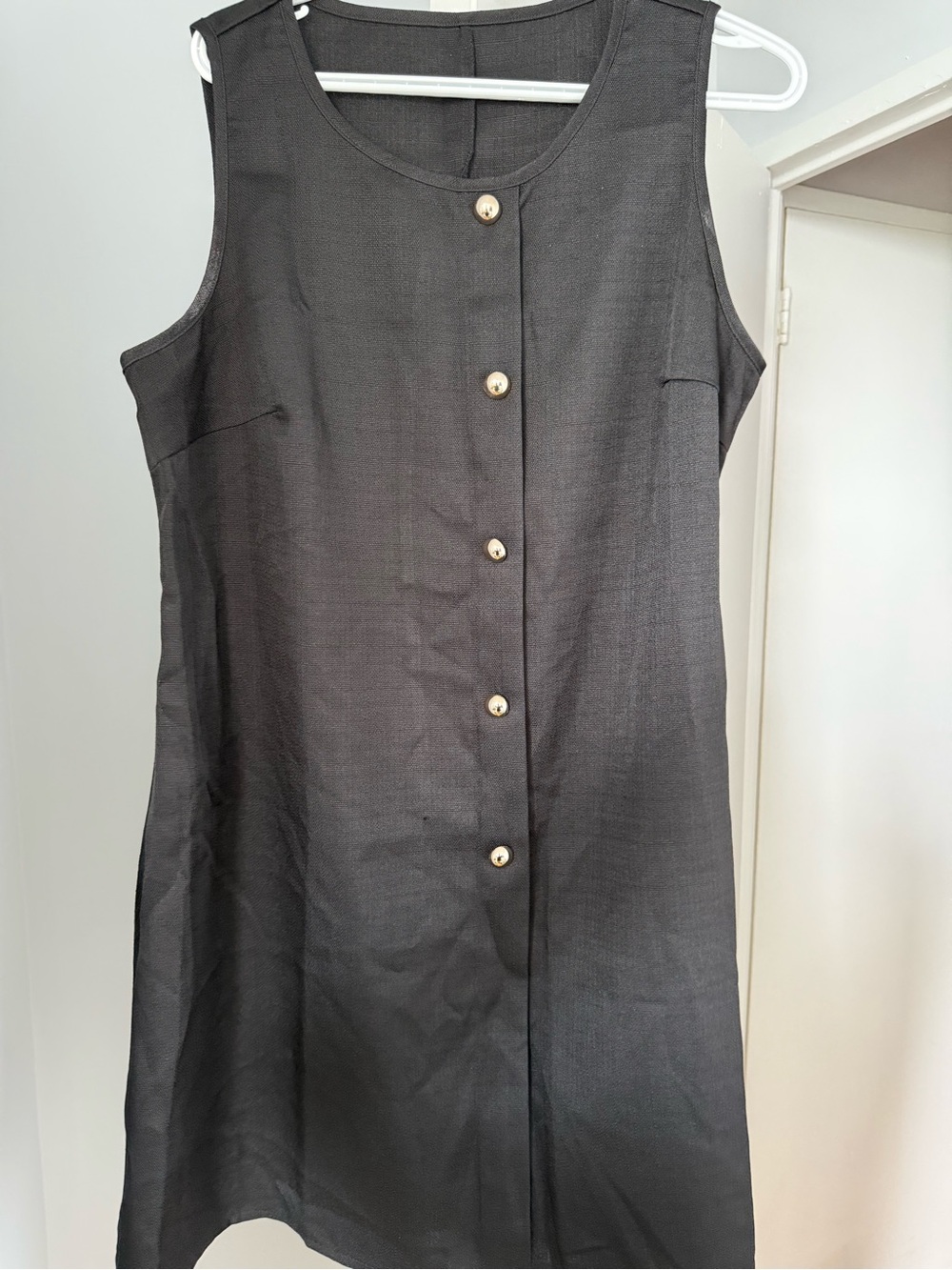 Sleeveless Black Button-Front Shift Dress
